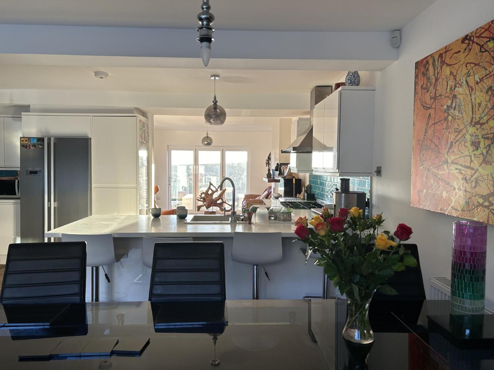 Sanctuary By The Sea With Large Room Including Lounge, Bathroom, Direct Garden Access & Free Parking Brighton Ngoại thất bức ảnh